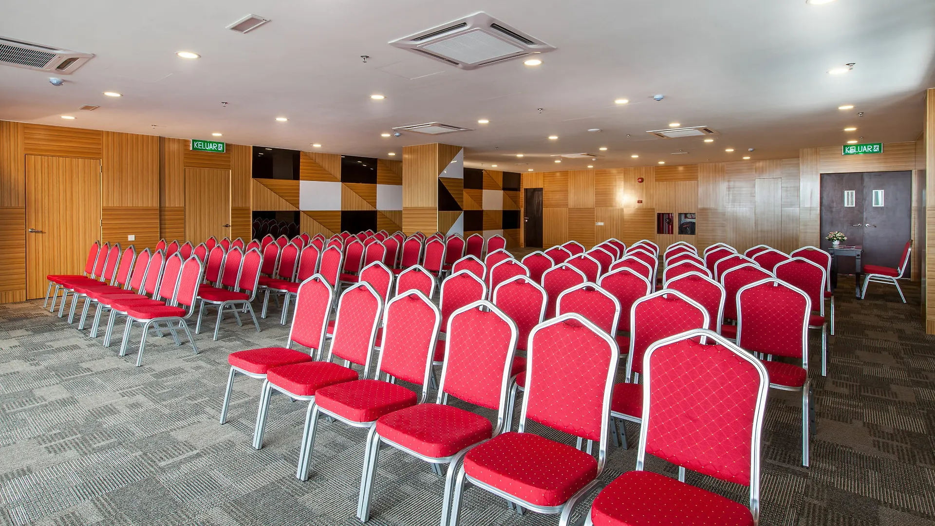 Koho Hotel - Johor Bahru 3*,